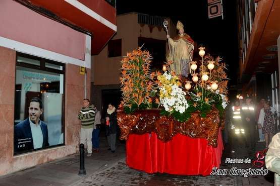 San Gregorio 'bendice' la nueva sede de Juntos por Telde (Foto FJS y Antonio Alí)
